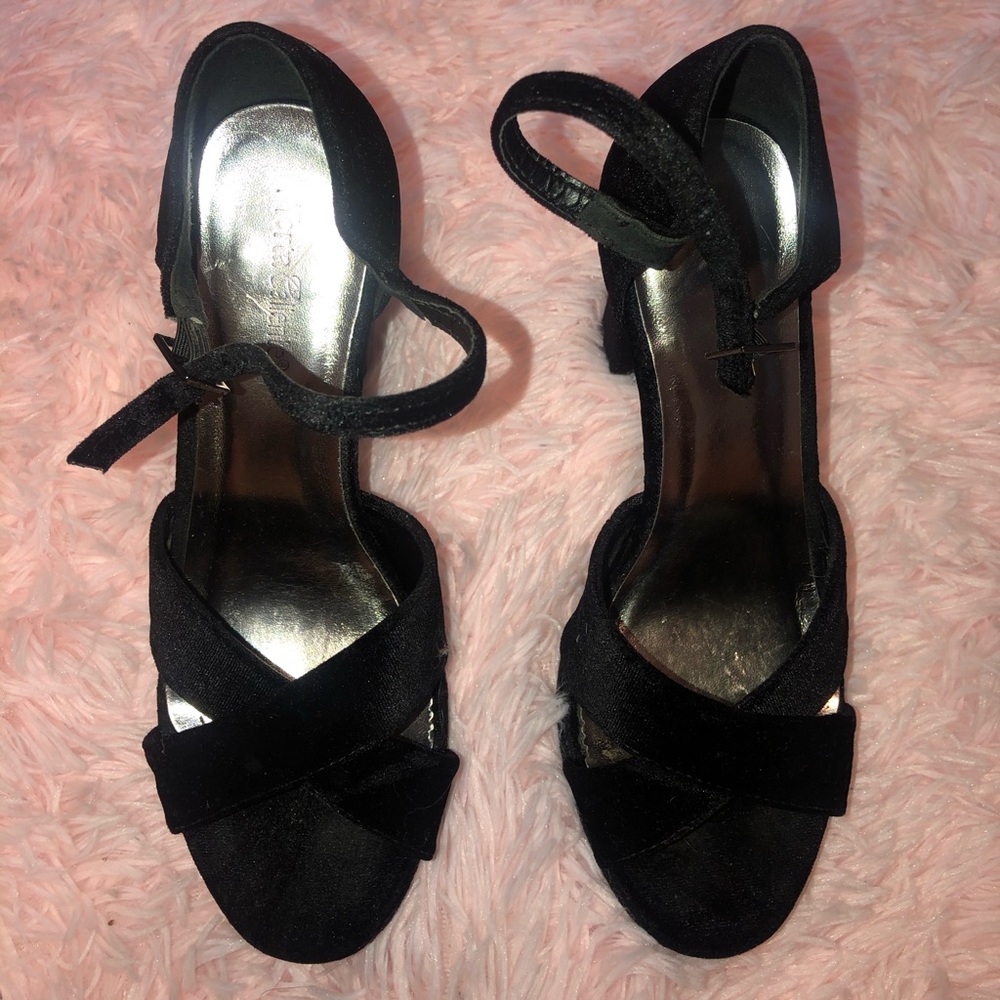 Black heels